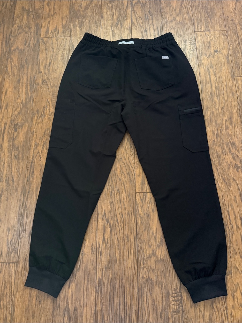 Figs Jogger Scrub Bottoms (NWT) - Picture 3 of 6